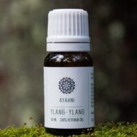 Ylang-Ylang eeterlik õli
